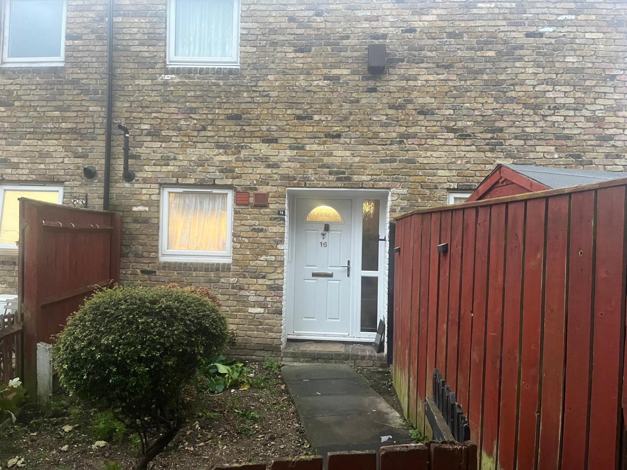 Queenomega'S Home Stay Londra Exterior foto